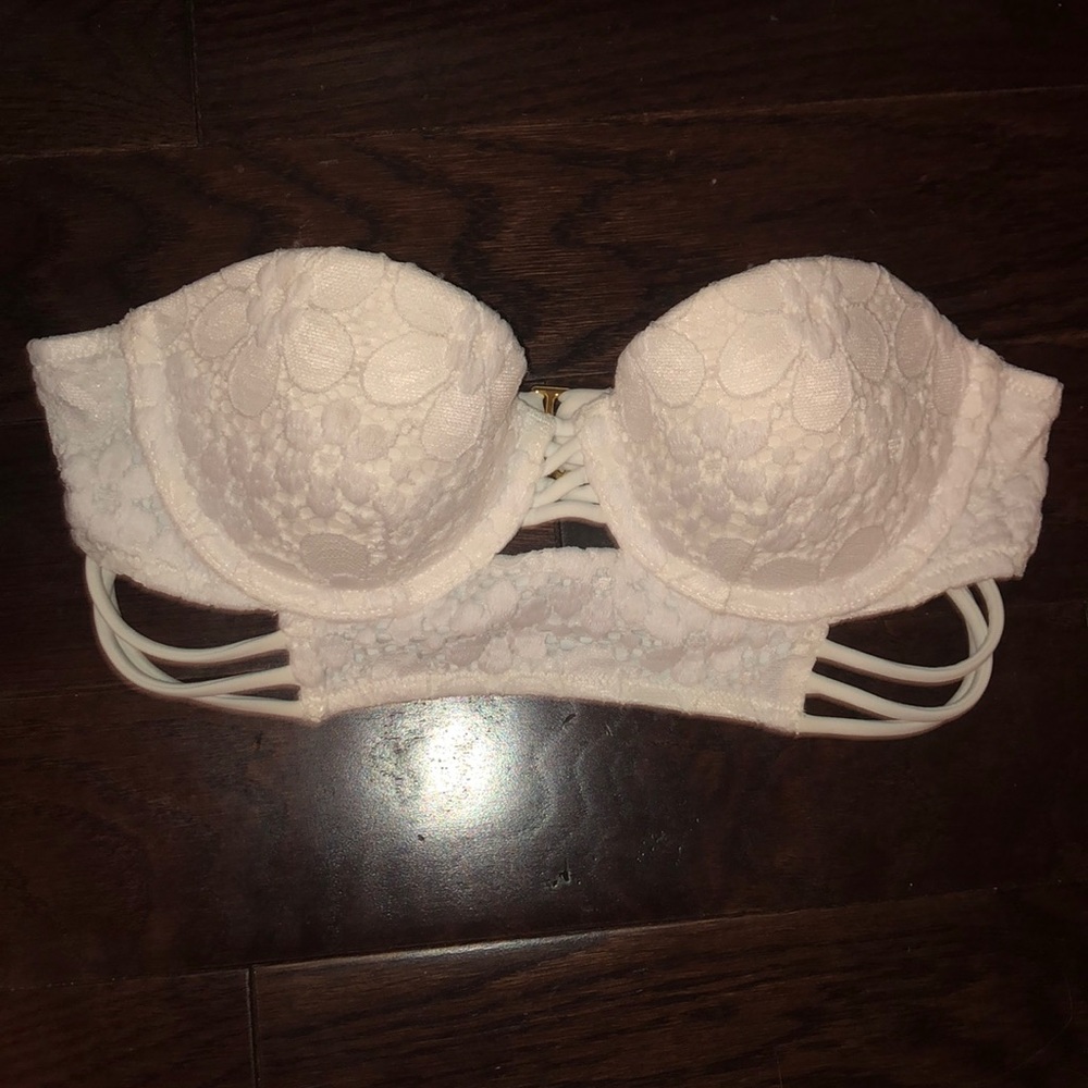 Victoria’s Secret bikini top
